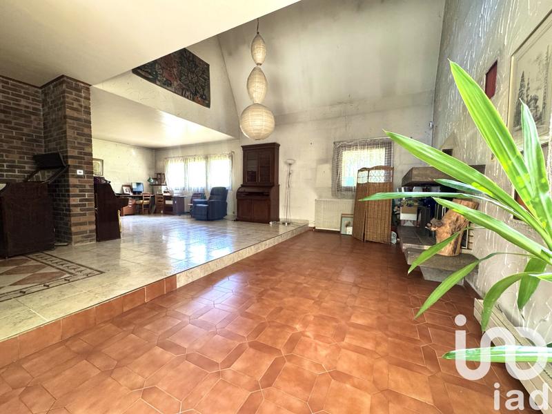 Maison - 179 m² - 7 pièces