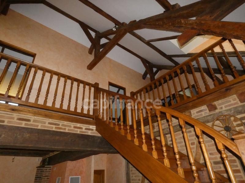 Demeure - 202 m² - 8 pièces