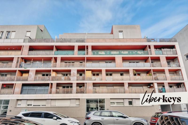 Appartement - 80 m² - 4 pièces