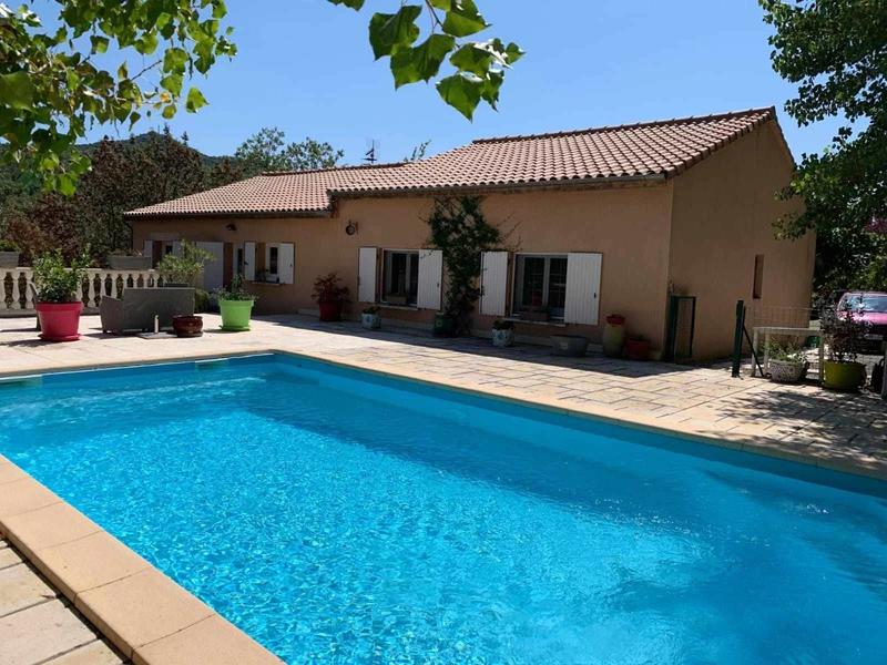 Maison - 145 m² - 5 pièces