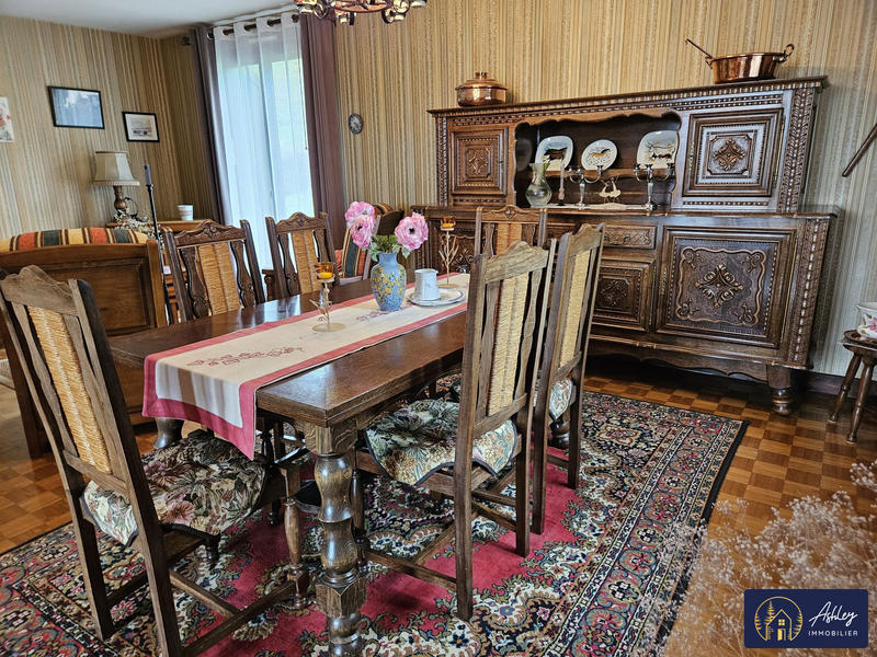 Maison - 126 m² - 6 pièces