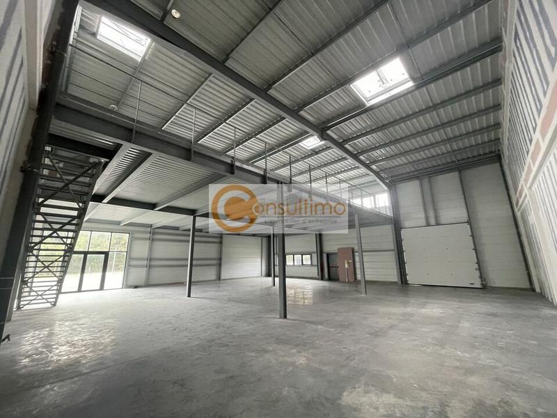 Local d'activité / Entrepôt - 521 m²