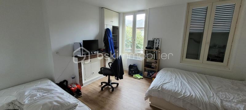 Immeuble - 269 m² - 15 pièces