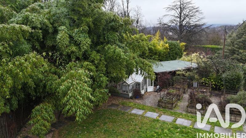 Maison - 446 m² - 9 pièces