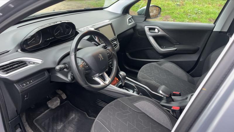 Peugeot 2008 1.2 PureTech 110 Eat6 Allure