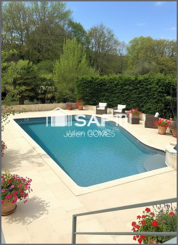 Maison - 298 m² - 12 pièces