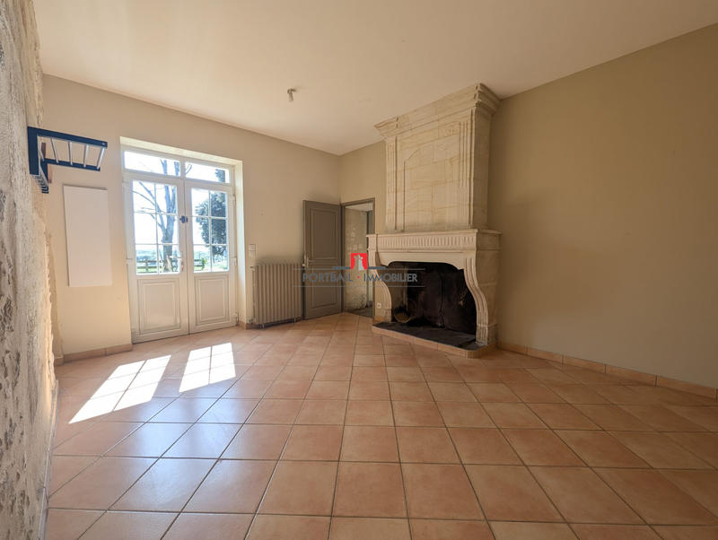 Maison ancienne - 172 m² - 8 pièces