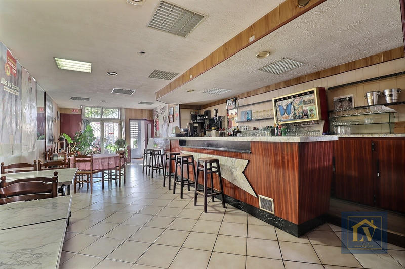 Maison - 179 m² - 5 pièces