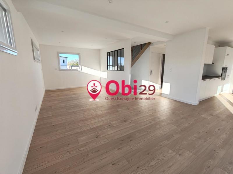 Maison - 121 m² - 5 pièces