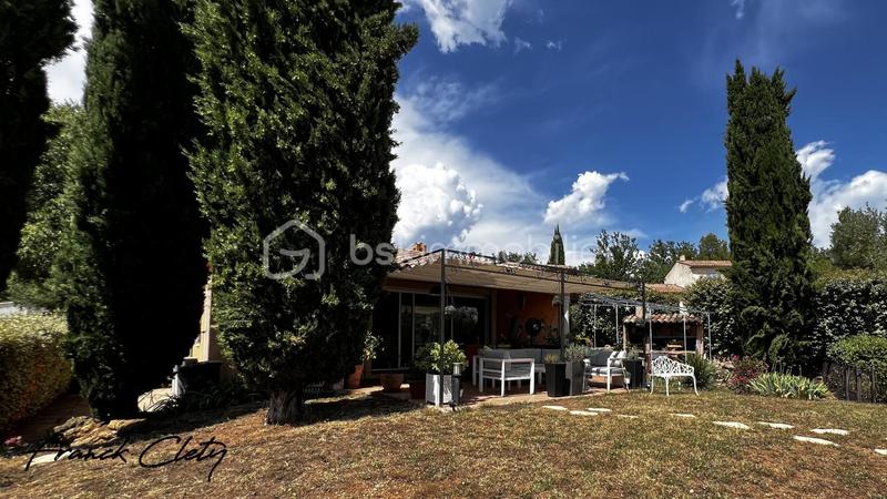 Villa - 175 m² - 6 pièces