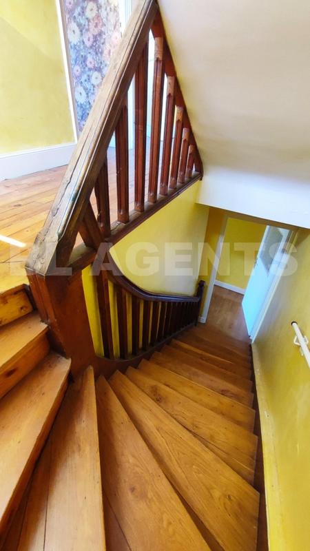 Maison ancienne - 210 m² - 10 pièces