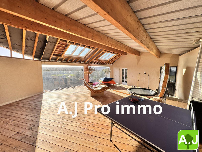 Maison ancienne - 137 m² - 7 pièces