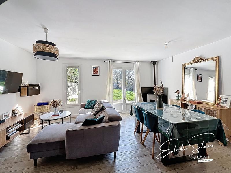 Maison - 97 m² - 6 pièces