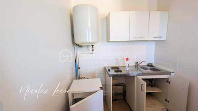 Studio - 25 m² - 1 pièce