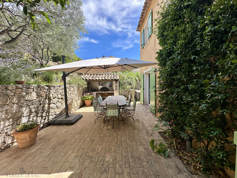 Villa - 155 m² - 6 pièces