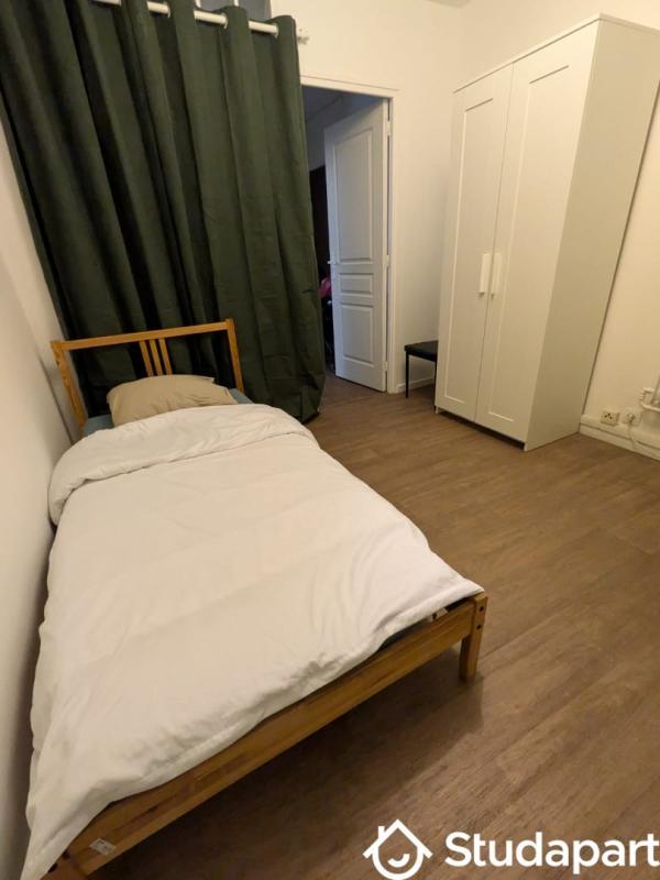 Chambre - 10 m² - 1 pièce