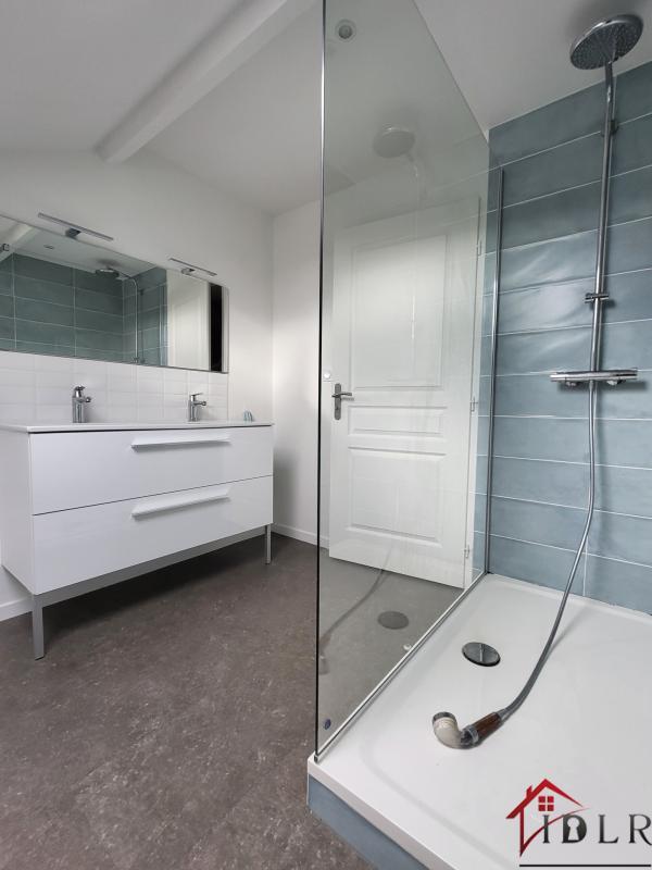 Maison - 234 m² - 8 pièces