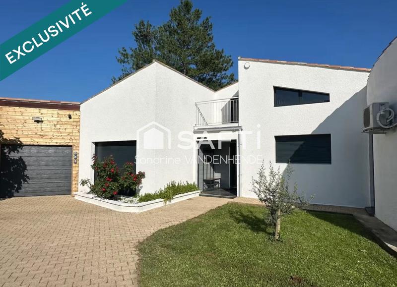 Villa - 232 m² - 10 pièces