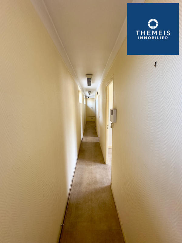 Local commercial - 195 m²