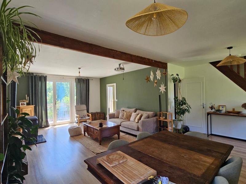 Maison - 110 m² - 4 pièces