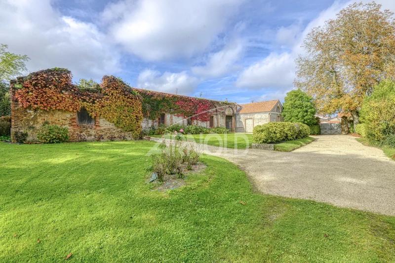 Manoir - 415 m² - 15 pièces