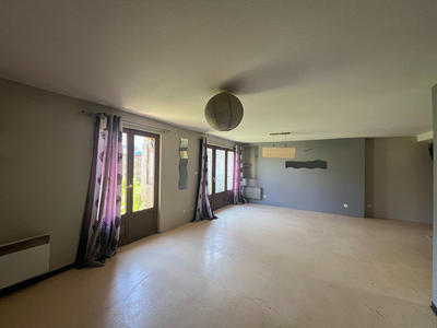 Maison - 88 m² - 4 pièces