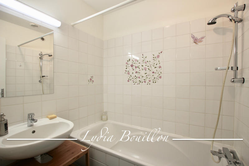 Appartement - 77 m² - 4 pièces