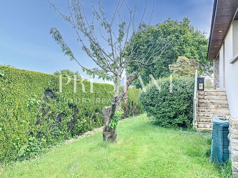 Maison - 157 m² - 7 pièces