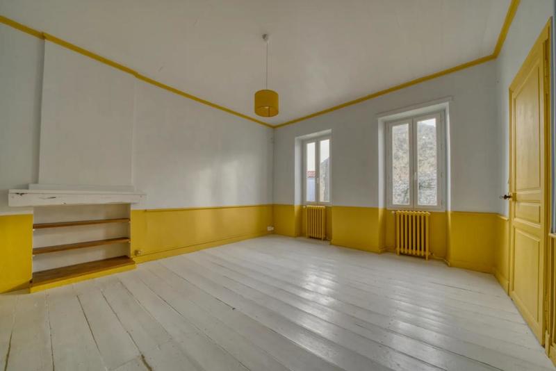 Appartement - 190 m² - 6 pièces