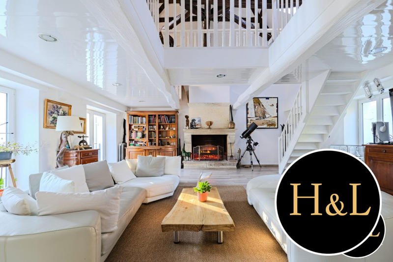 Maison ancienne - 240 m² - 7 pièces