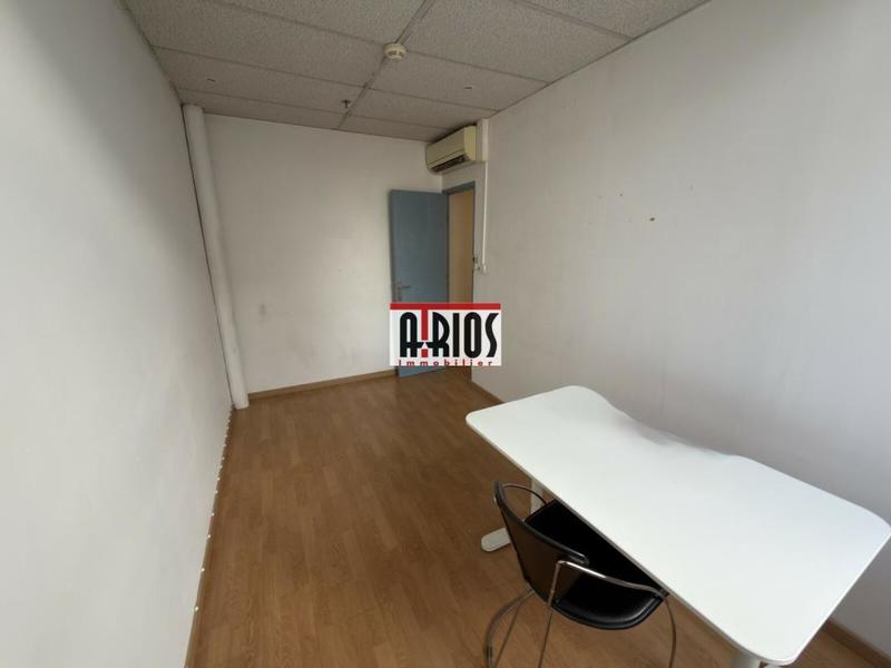 Bureau - 49 m² - 4 pièces