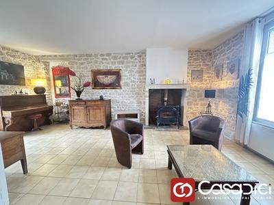 Maison - 145 m² - 6 pièces