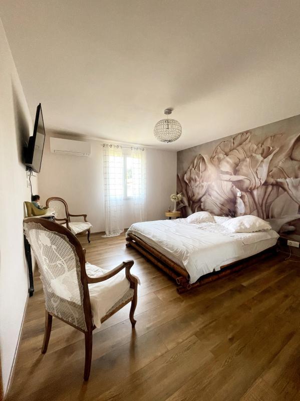 Maison - 186 m² - 6 pièces