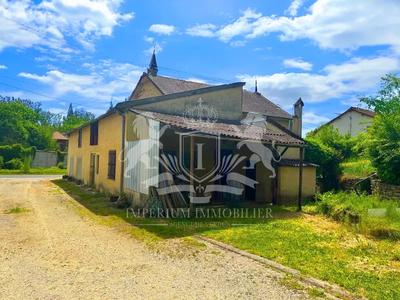 Maison de village - 267 m² - 7 pièces