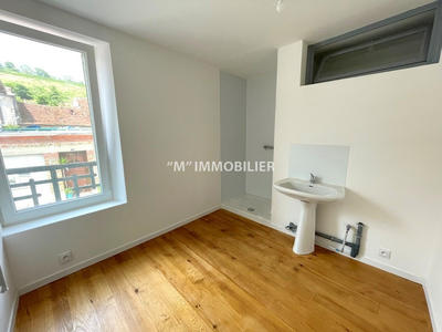 Maison - 98 m² - 3 pièces