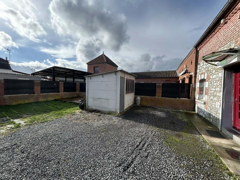 Maison - 80 m² - 5 pièces