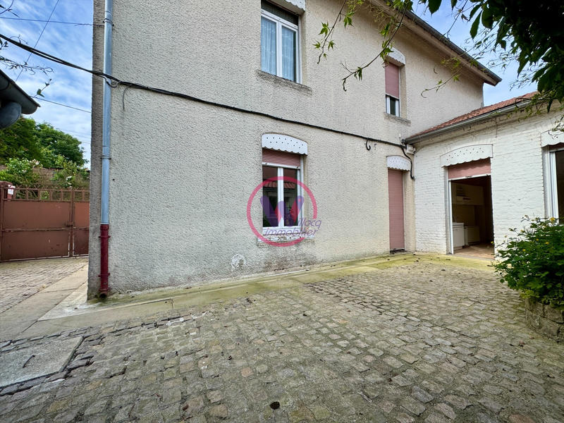 Maison - 122 m² - 4 pièces