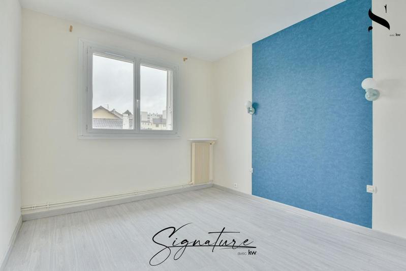 Appartement - 82 m² - 4 pièces