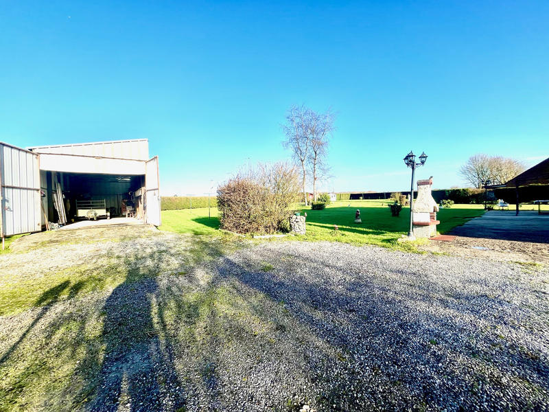 Maison - 170 m² - 8 pièces