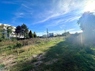 Terrain constructible - 2 062 m²