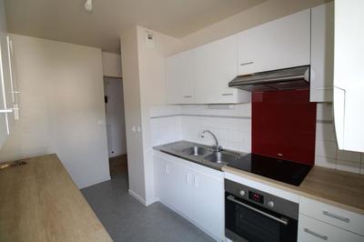 Appartement - 92 m² - 5 pièces