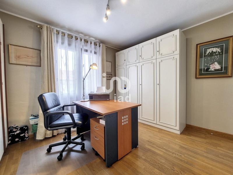 Maison - 180 m² - 7 pièces