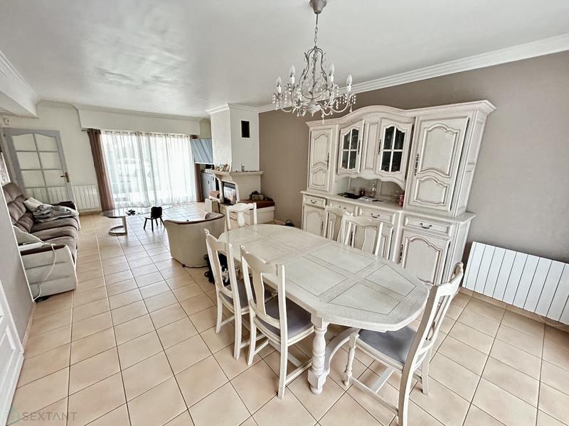 Maison - 150 m² - 8 pièces