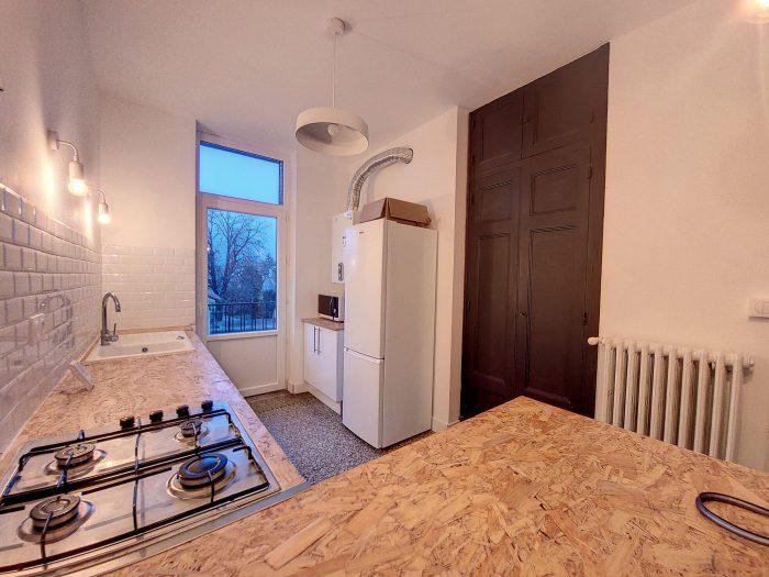 Appartement - 80 m² - 3 pièces