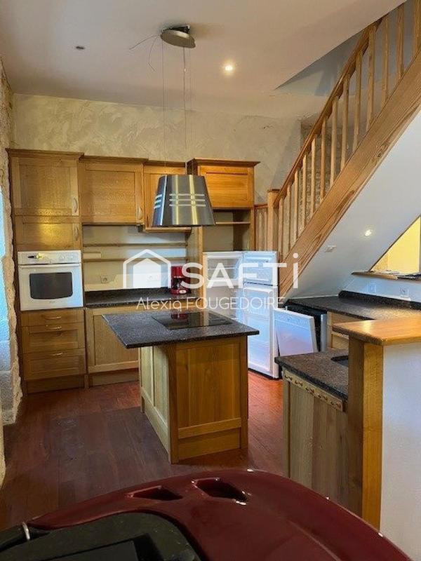 Maison - 223 m² - 9 pièces