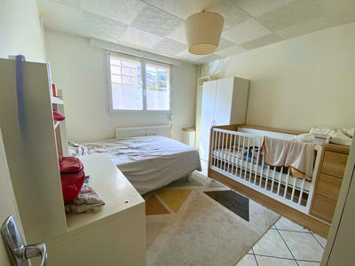 Appartement - 95 m² - 4 pièces