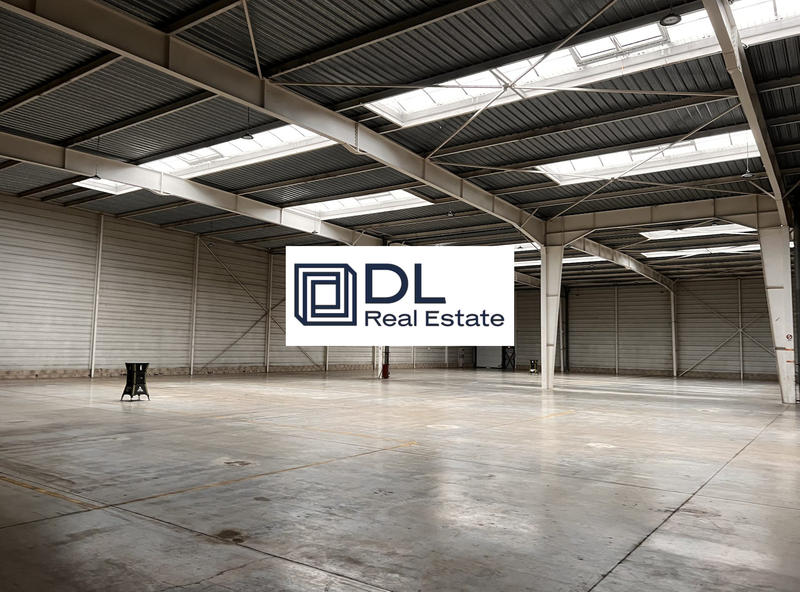 Entrepôt - 4 542 m²