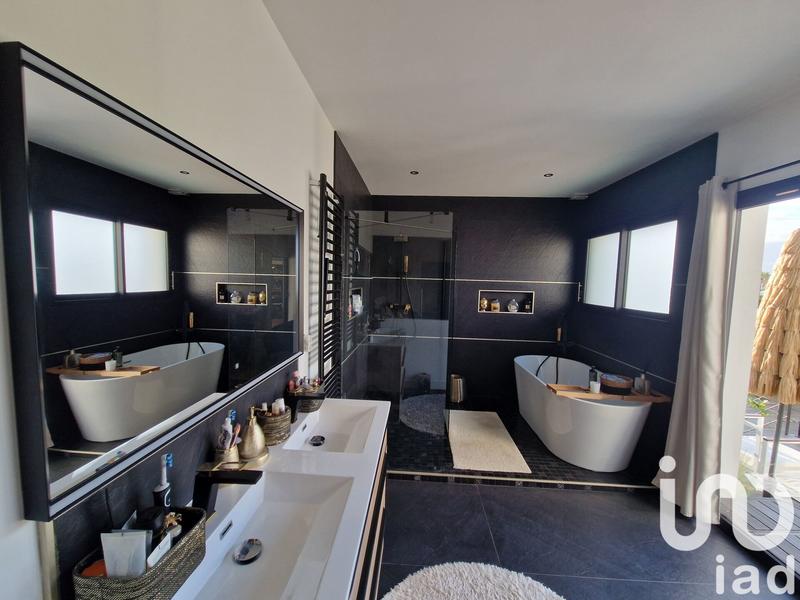 Maison - 175 m² - 6 pièces