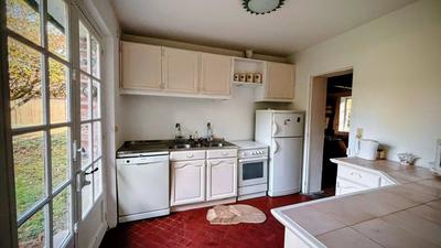 Maison - 180 m² - 6 pièces