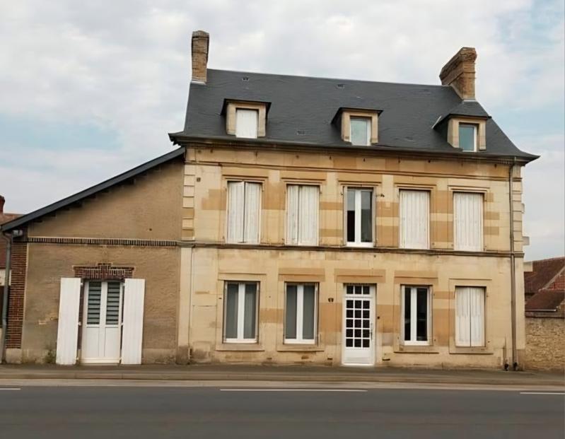 Maison ancienne - 207 m² - 10 pièces